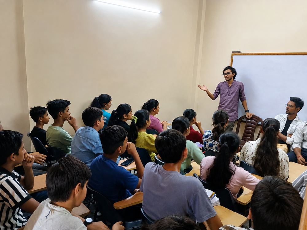 Seminar and class discussion session
